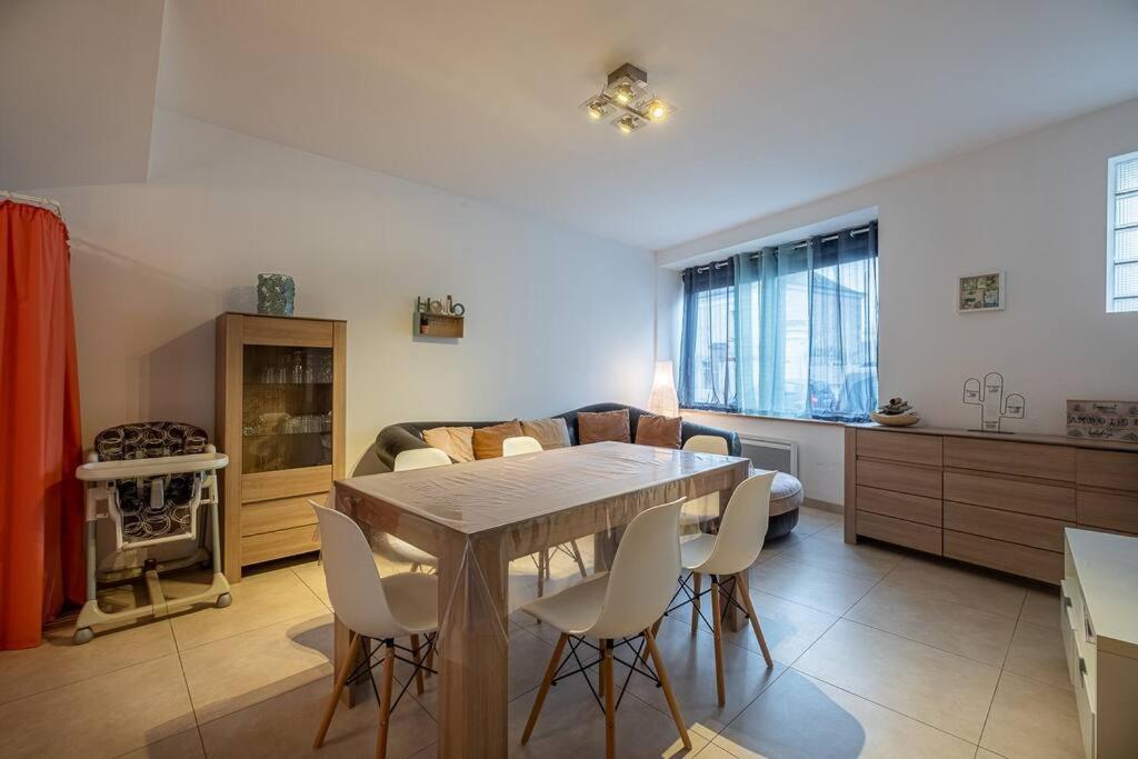 Le Dauphin Apartamento Amboise Exterior foto